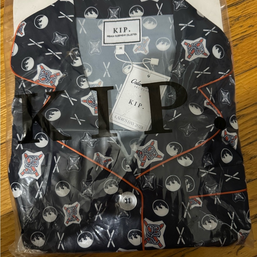 Women's Navy Pajama Set